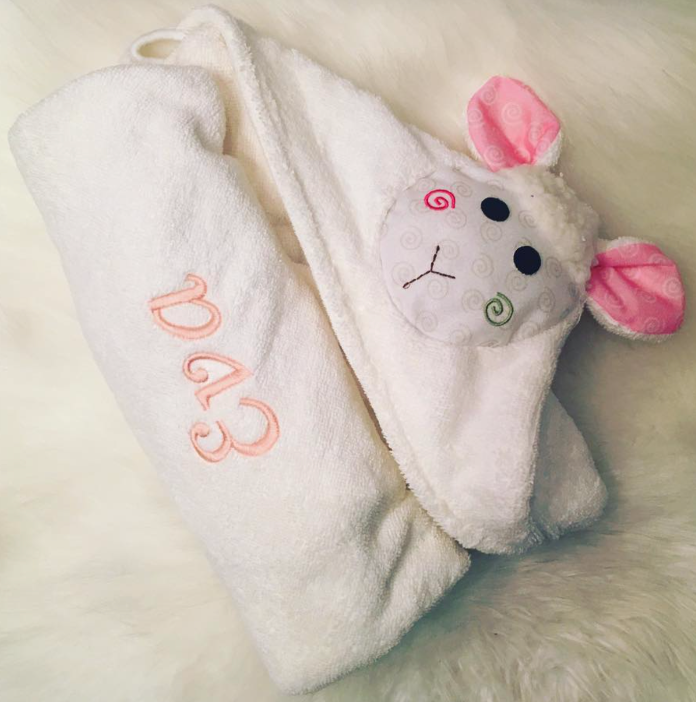 Personalised Kids Towel – Elephant Design With Embroidered Name, 70x140 Cm Cotton